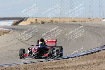 media/Apr-30-2022-CalClub SCCA (Sat) [[98b58ad398]]/Group 6/Race (Outside Grapevine)/